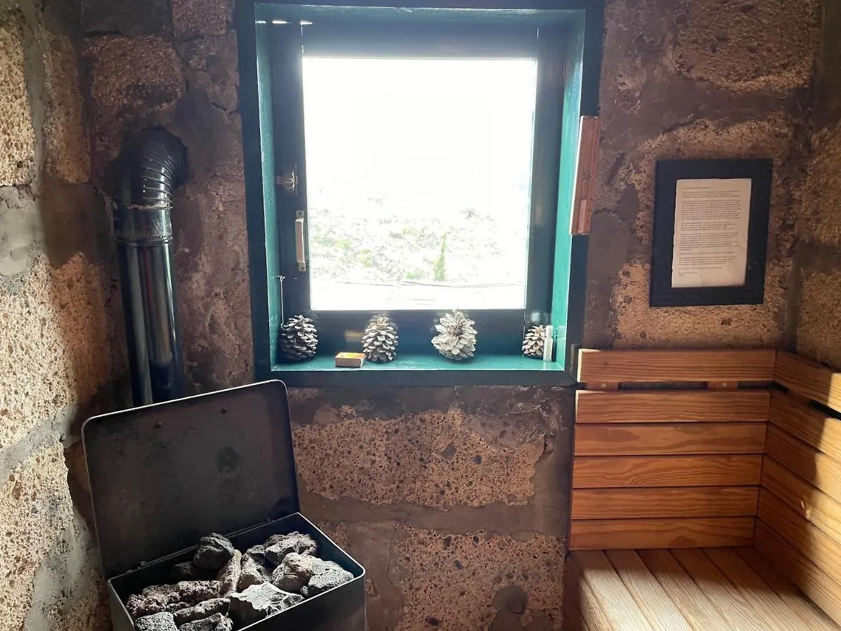 別荘 ギア・デ・イソラ Casa Amarillaヴィラ スペイン